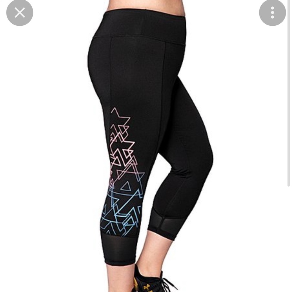 Black & Pink Geometric Mesh Maia Capri Leggings